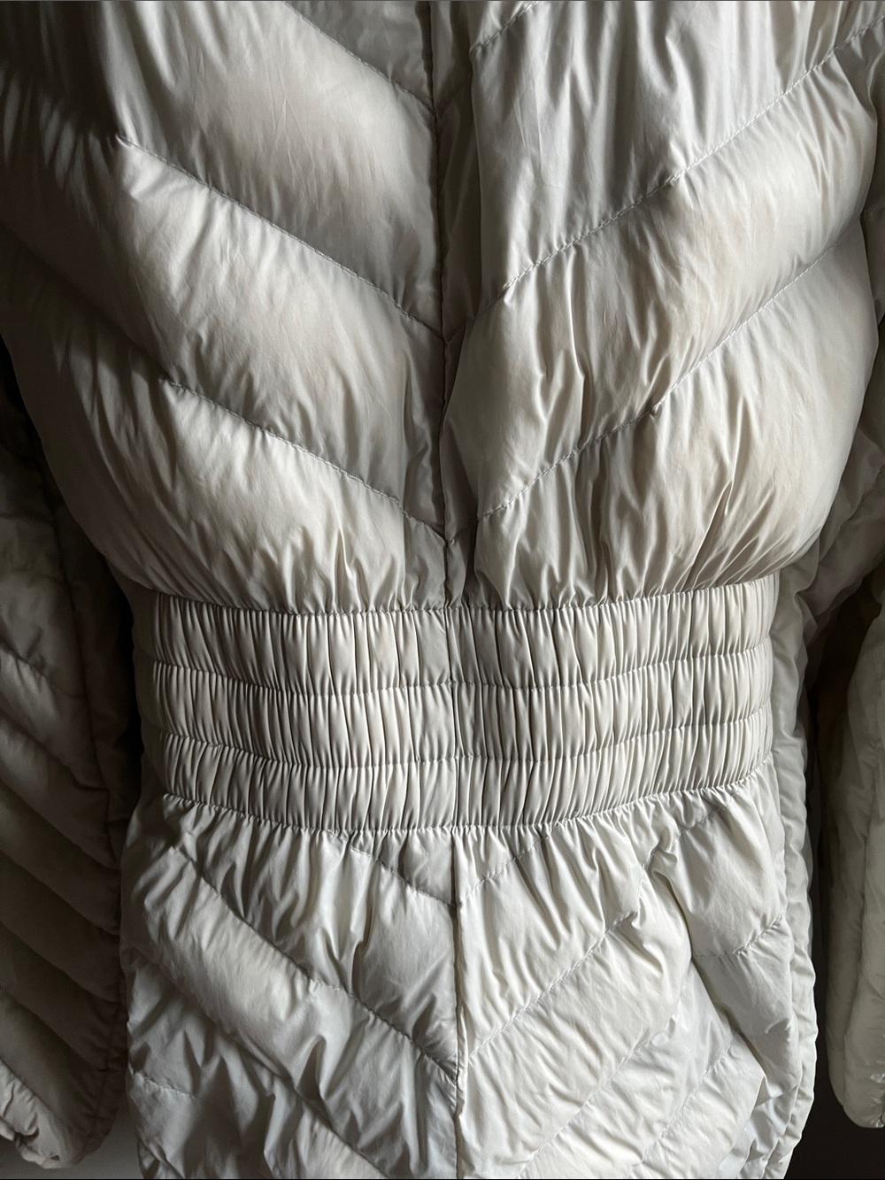 MICHAEL Michael Kors Women's Soft Gray Hooded Long Puffer Coat - Size XL - Picture 8 of 15
